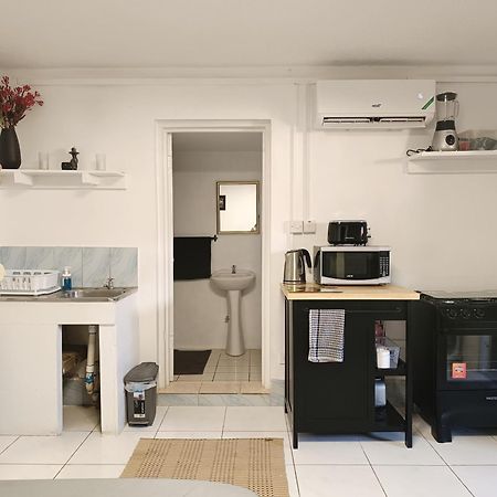 Montego Bay Garden Studio Екстер'єр фото