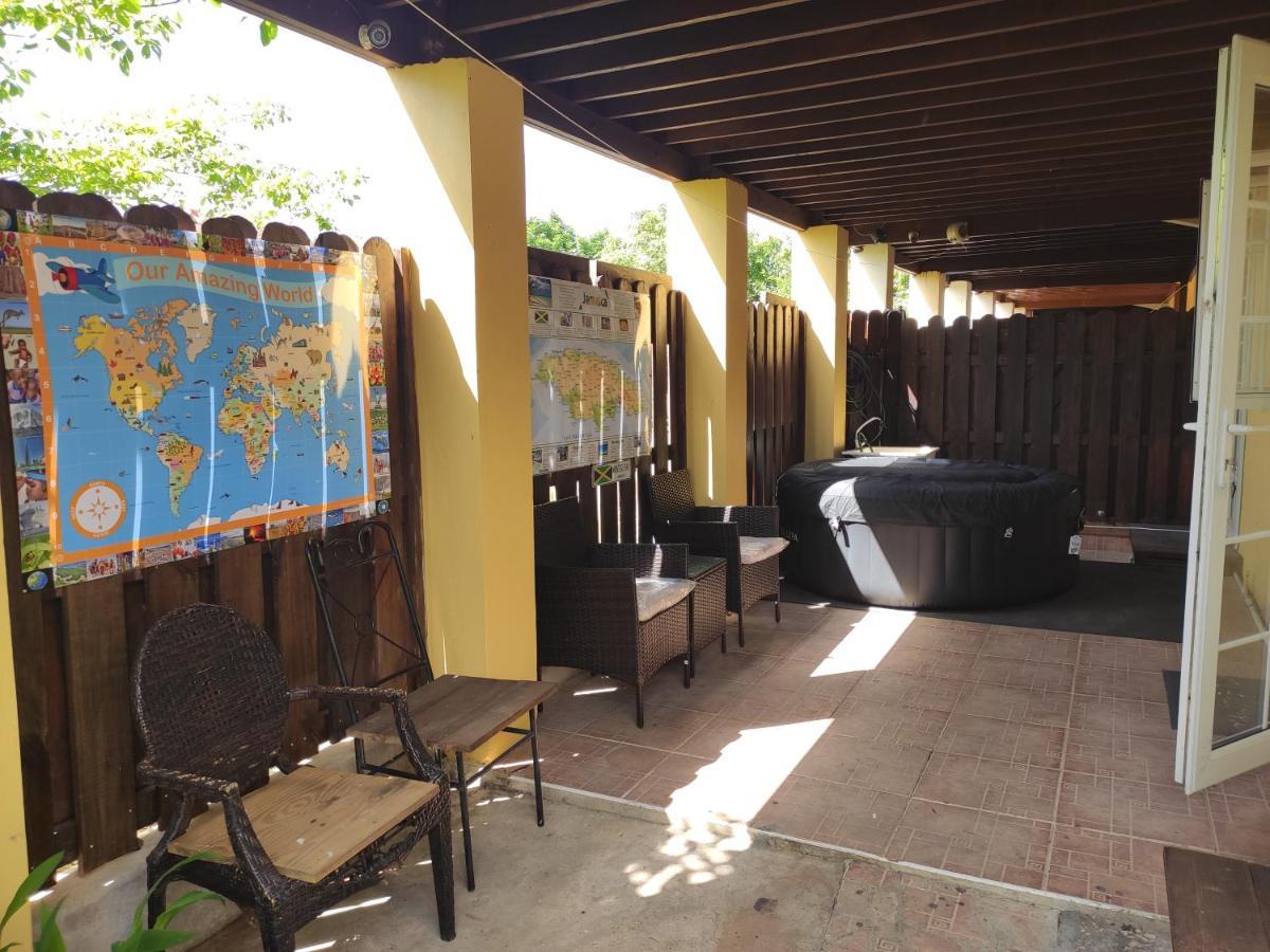 Montego Bay Garden Studio Екстер'єр фото